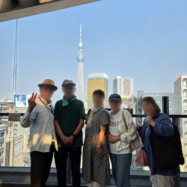 会員同士の親睦を図る諸活動（音楽会、旅行、食事会、見学会など）も行っています